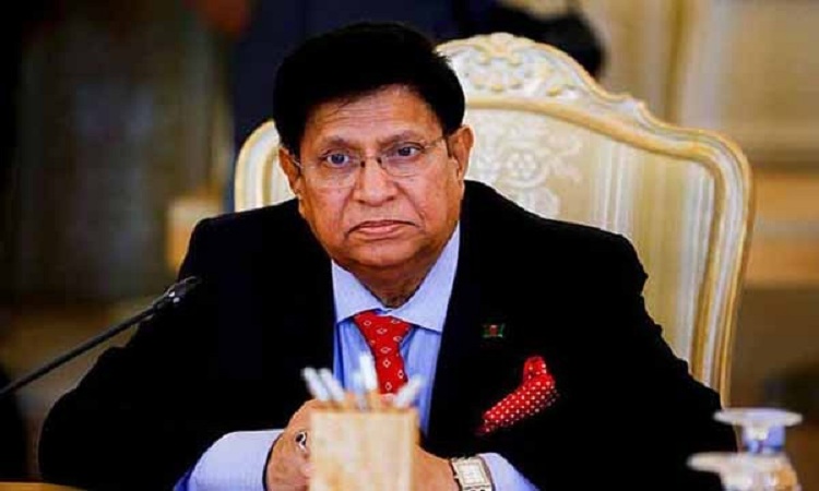 আগ্রাসী করোনা মোকাবেলায় চীনের সাহায্য চায় পররাষ্ট্রমন্ত্রী