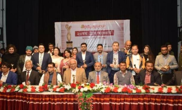 সরকার গণমাধ্যমের স্বাধীনতা দিয়েছে : পূর্তমন্ত্রী