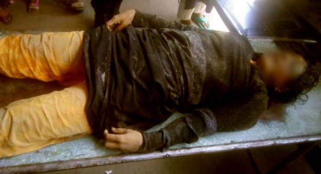 বাড্ডায় বাচ্চাধরা সন্দেহে এক নারীকে পিটিয়ে হত্যা