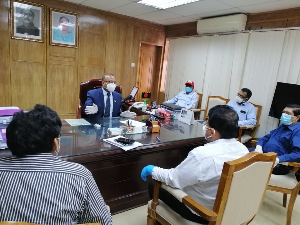 জরুরি সেবার সব অফিস খুলেছে আজ