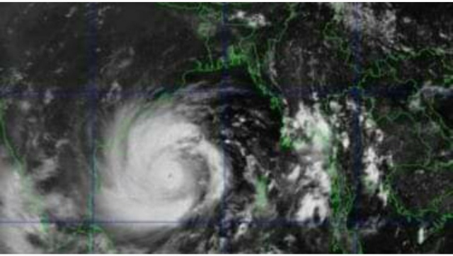 ঘূর্ণিঝড় আম্পান আসছে বাংলাদেশে, ৭ নম্বর বিপদসংকেত