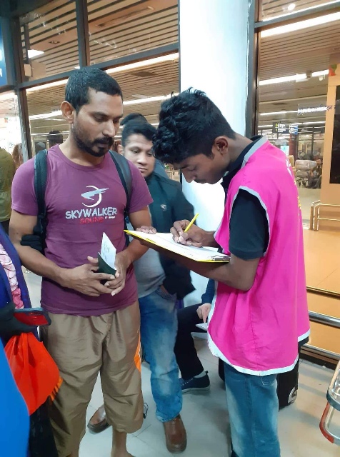 সৌদি থেকে ফিরলেন আরও ১০৯ বাংলাদেশি, ১৬ দিনে দেড় হাজার