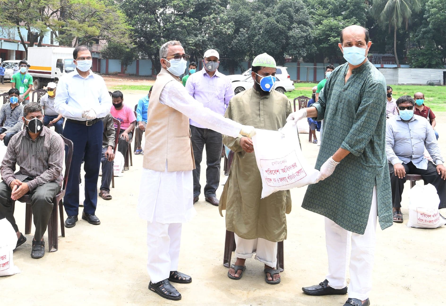 অসহায় মানুষের জন্য সরকারি সহায়তা অব্যাহত থাকবে : পরিবেশ মন্ত্রী