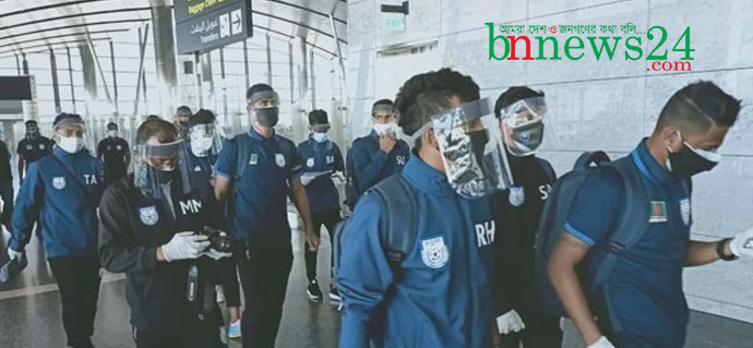কাতারে গিয়ে দুঃসংবাদ পেল বাংলাদেশ ফুটবল দল