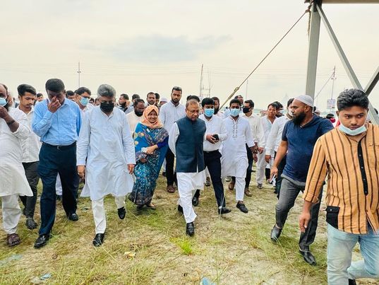 পদ্মায় সেতু নির্মাণে বিশ্ববাসী অবাক: এলজিআরডি মন্ত্রী