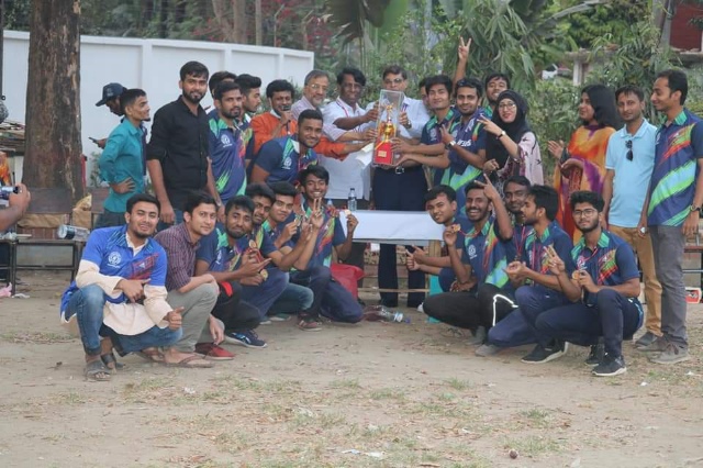 চৌগাছা ছাত্রকল্যাণ সমিতির ক্রিকেট ট্যুর্নামেন্টে চ্যাম্পিয়ন প্রেসিডেন্ট উইংস