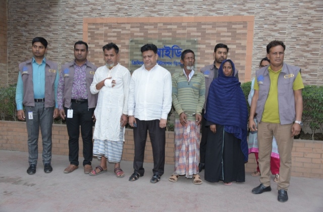 “আগে টাকা দাও, পরে কাম সারো” হত্যা মেয়ে, টাকা পাই নি বাবা