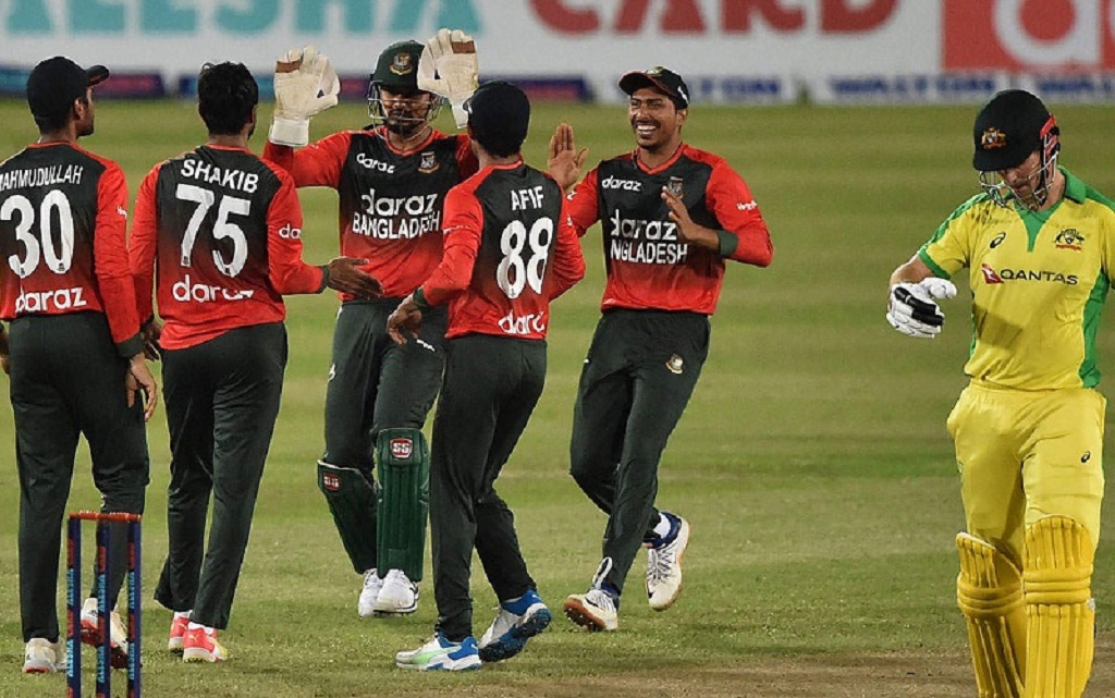 অস্ট্রেলিয়াকে গুঁড়িয়ে দাপুটে জয় পেল টাইগাররা