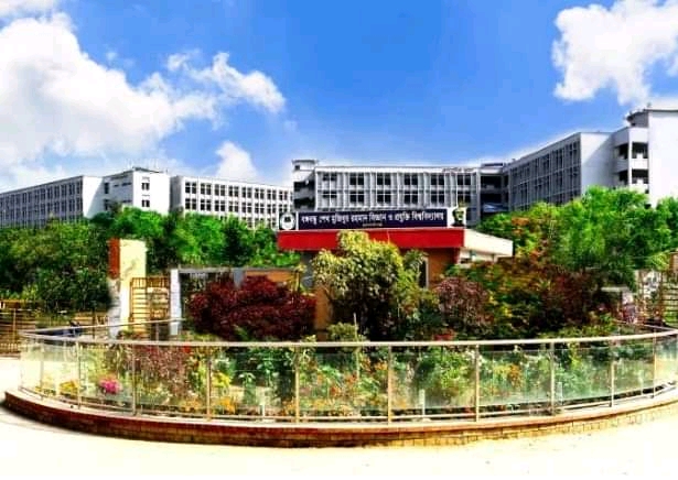 ক্লাসে ফিরতে ইচ্ছুক বশেমুরবিপ্রবির শিক্ষকরাও