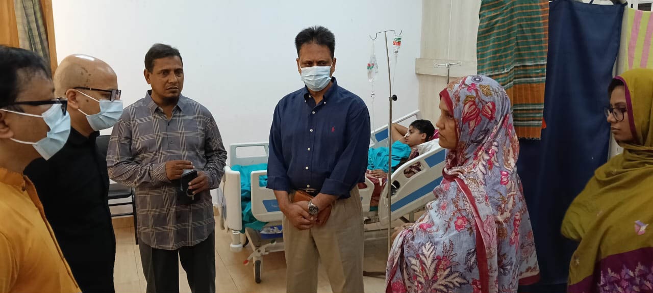 বুয়েট শিক্ষার্থী শাদিদের চিকিৎসার খোঁজখবর নিলেন প্রধান উপদেষ্টার প্রতিনিধি