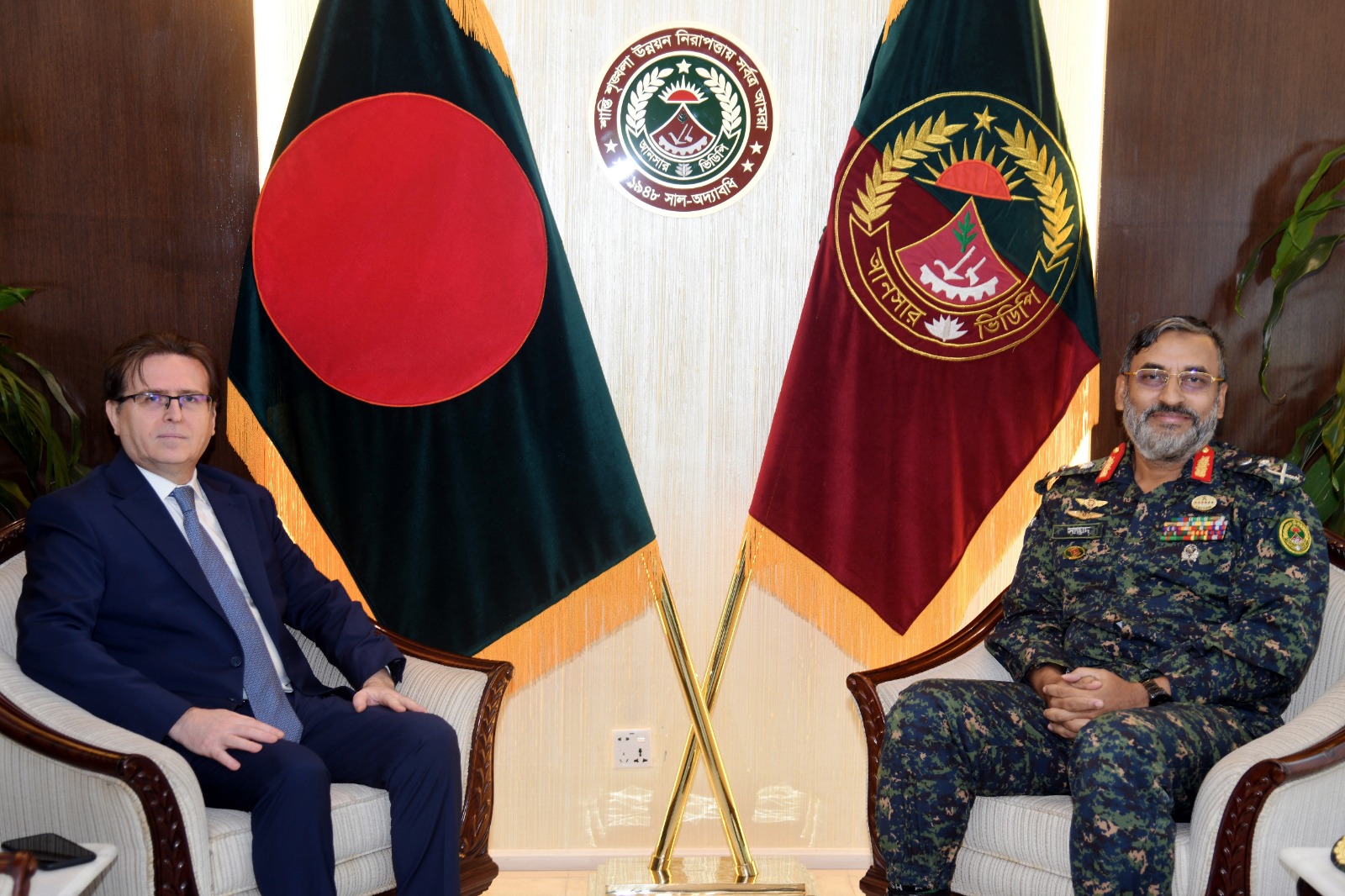 আনসার ডিজির সঙ্গে তুরস্কের রাষ্ট্রদূতের সৌজন্য সাক্ষাৎ