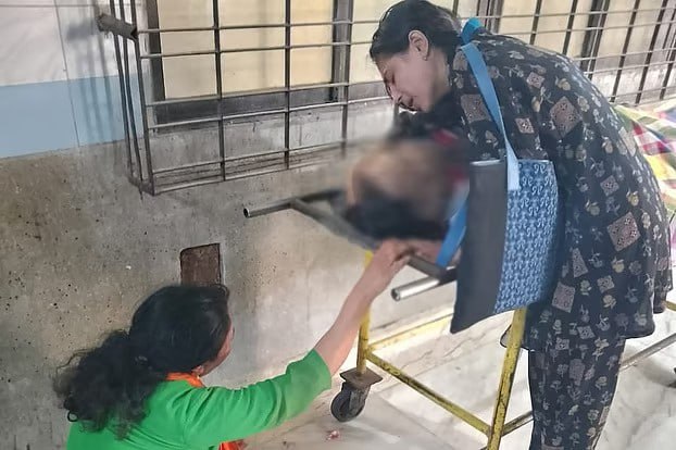 সিনেমাটিক স্টাইলে গুলি করে 'শীর্ষ সন্ত্রাসী' মামুনকে হত্যা