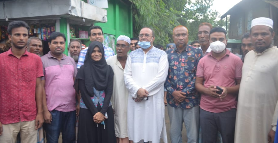 সেদিন সড়ক পরিদর্শনে আসা মোকাব্বির খান