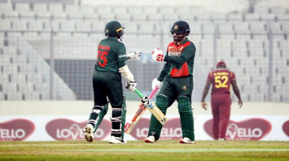 ইন্ডিজকে ২৯৮ রানের টার্গেট দিল টাইগাররা