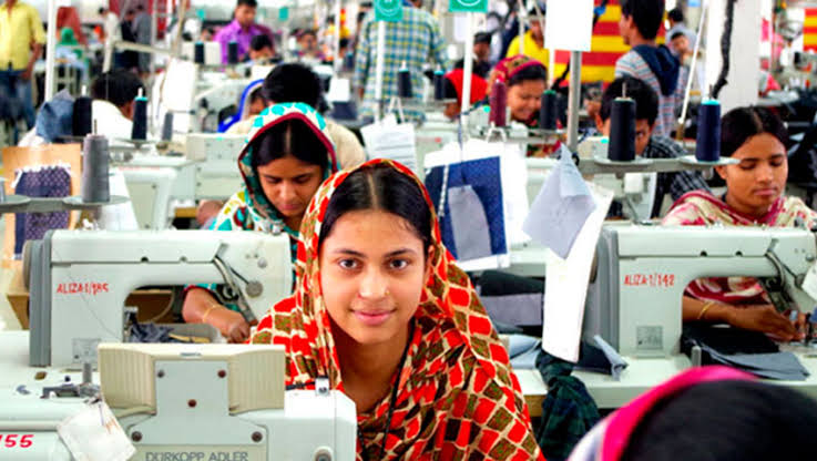 তিনটি গার্মেন্টস মালিকের বিরুদ্ধে ইন্টারপোলে রেড নোটিশ জারি